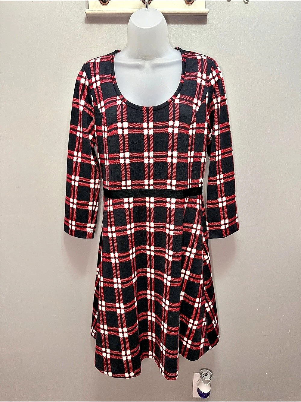 NWT Draper James Windowpane Knit Dress Size Medium